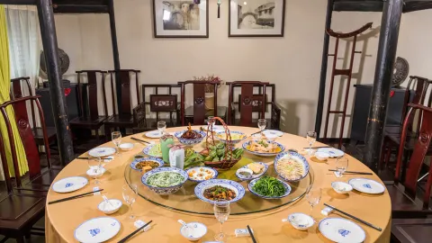 周庄美食攻略来啦!带你体验富甲天下的沈万三盛宴,品味回归本真的风雅美宴