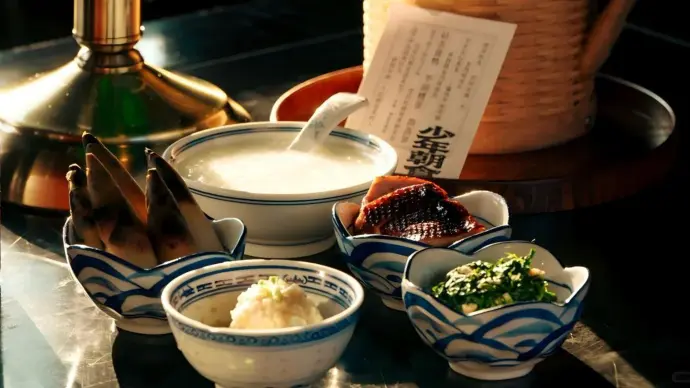 少年朝食
