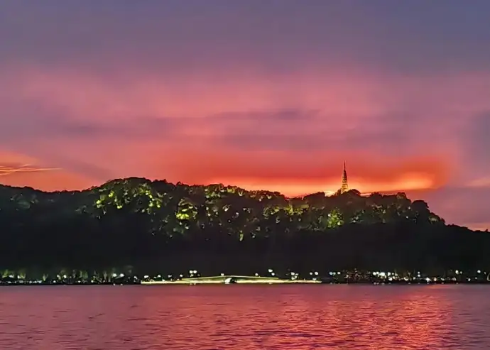 西湖夜景