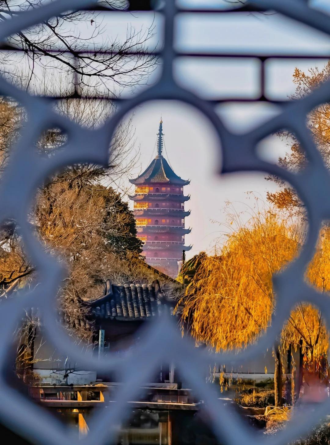 中国园林看苏州，苏州园林看拙政园，这篇拙政园造景介绍带你玩转这座东方园林