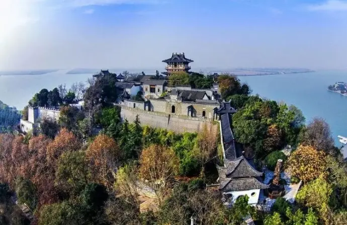 北固山