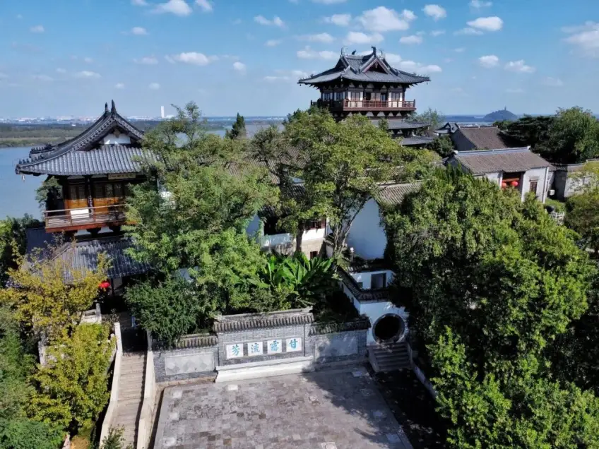 甘露寺影壁甘露流芳