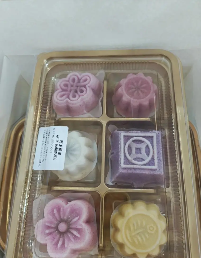 阿芳糕团店多色糕团拼盒特写