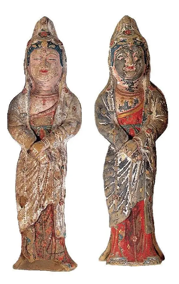瑞光塔出土两尊彩绘描金泥质观音立像