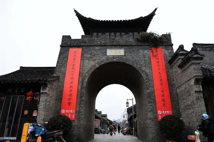 东门遗址
