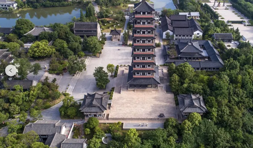 大明寺栖灵塔航拍与中轴院落全景