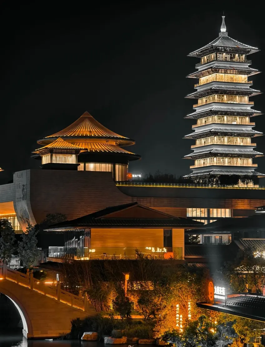 大运河博物馆外立面与塔桥夜景