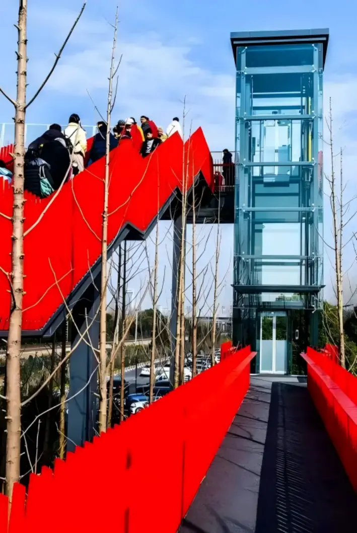 西南湖生態公園鴛鴦廊橋