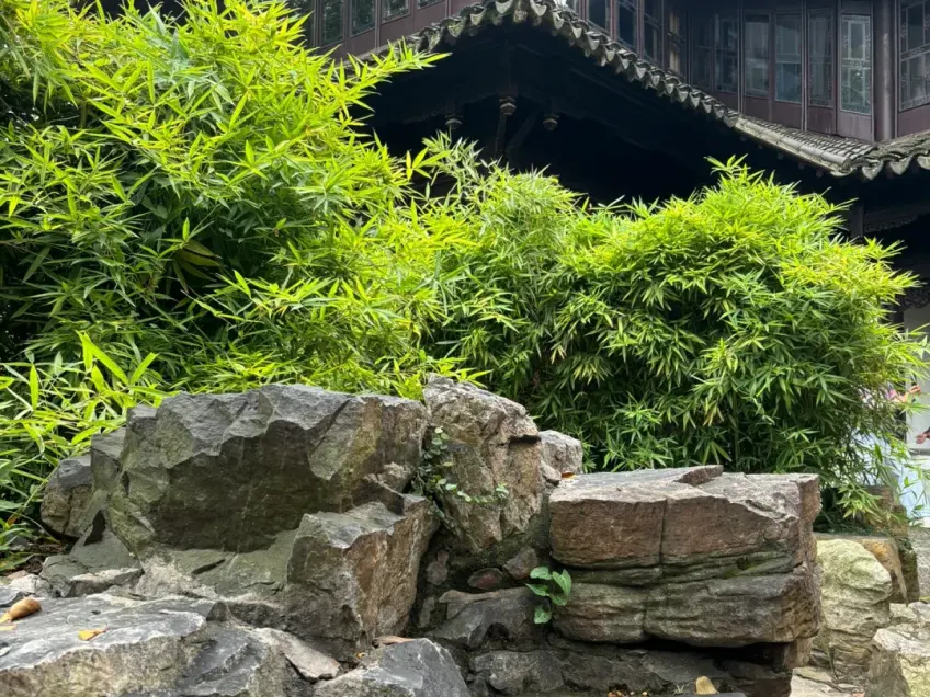 耦园水榭亭台近景