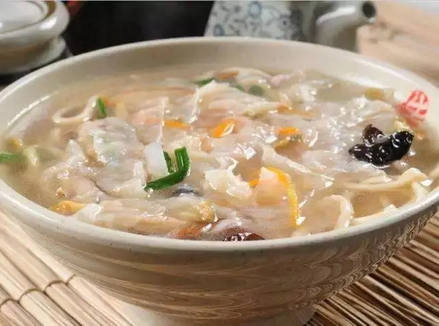三丝敲鱼