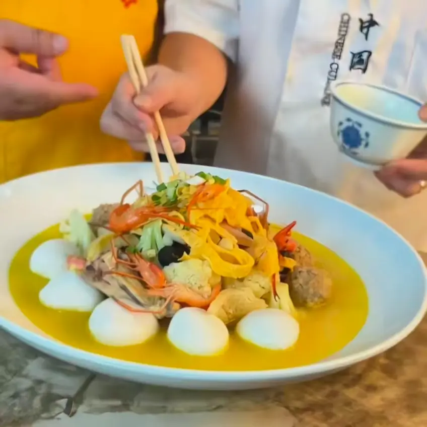 紹興紹三鮮蝦圓筍片雜燴湯碗