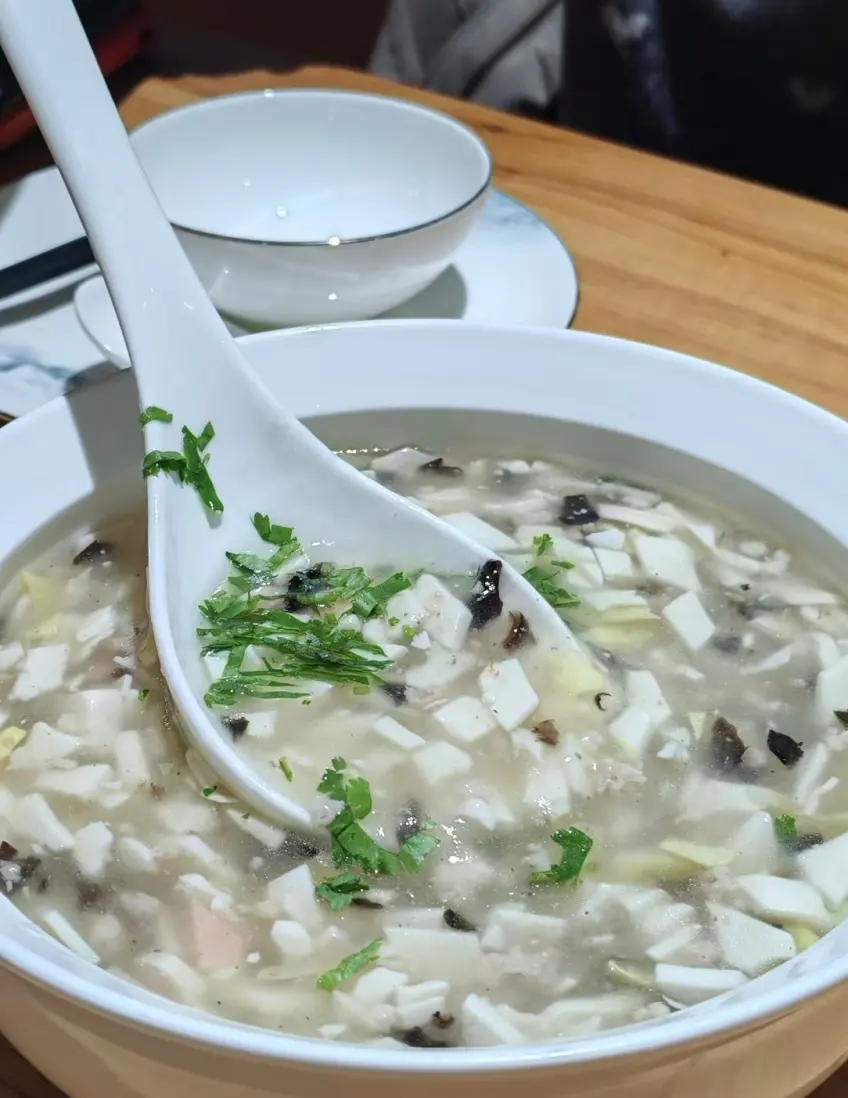 平橋豆腐裝盤豎圖