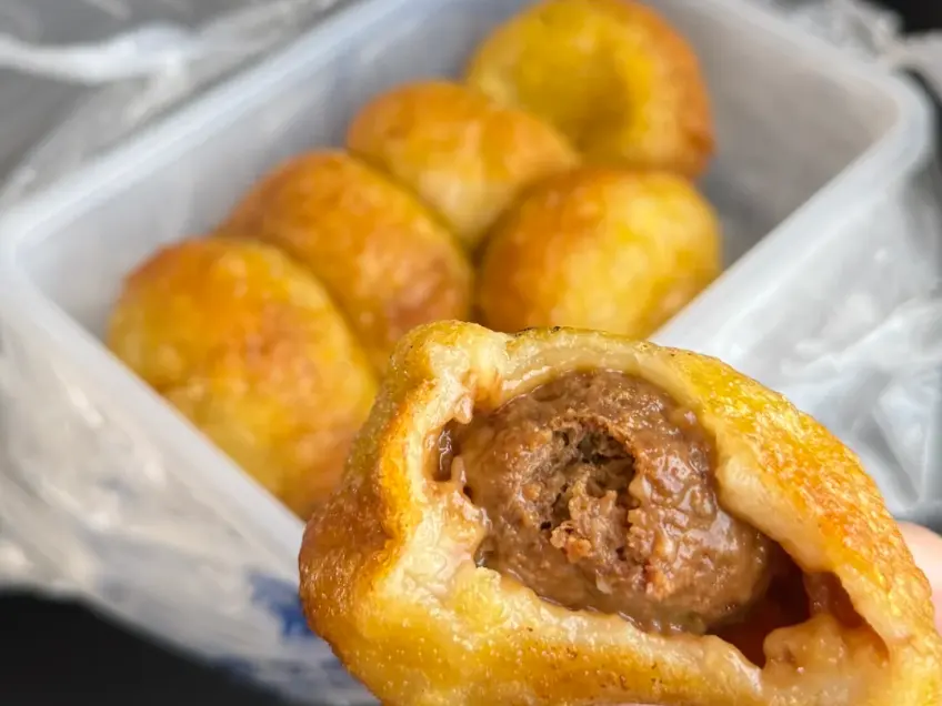 苏州油氽团子酥皮鲜肉馅