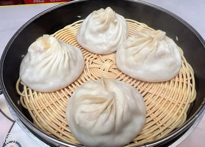 蟹黄汤包
