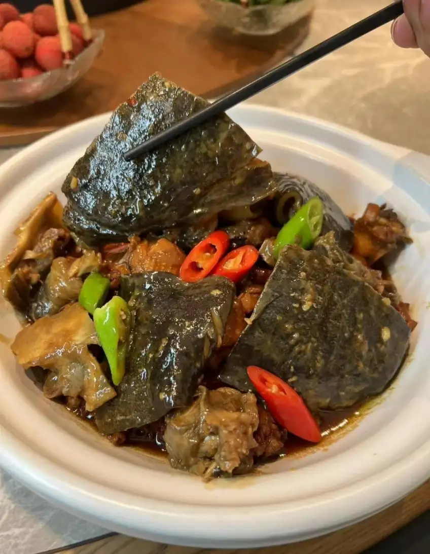 云上院子黄焖水库甲鱼砂锅