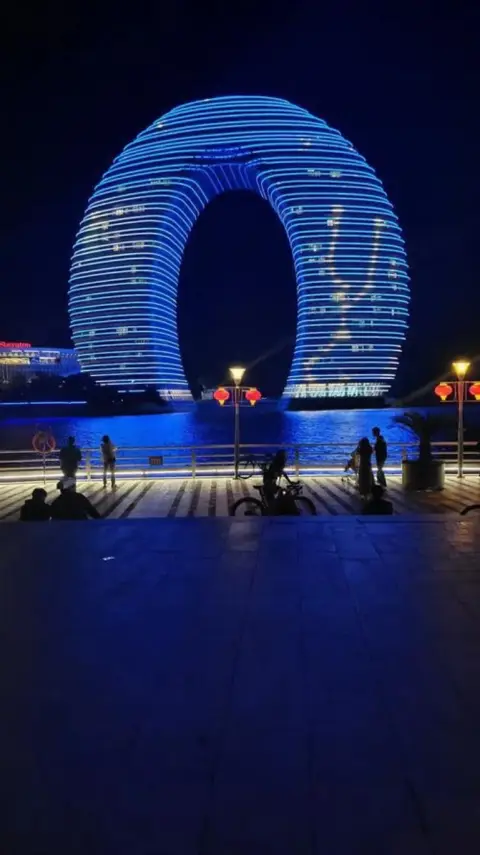 湖州绝美夜景完整打卡攻略,免费湖州夜游点位全整理,低成本玩转江南夜晚
