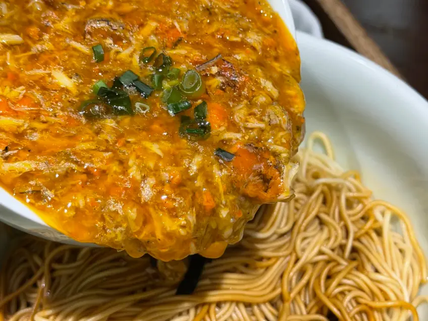 蟹粉面现拆蟹黄蟹膏铺面