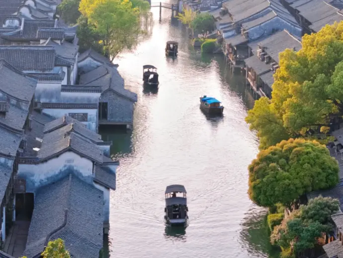 月河