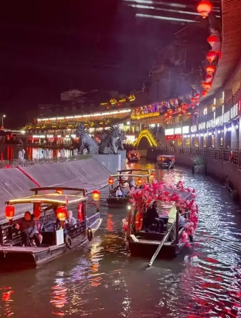 湖州经典夜游线路沿岸灯火夜景