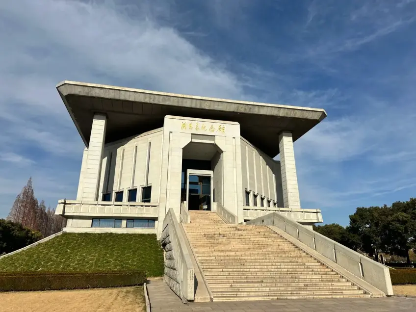 周恩來紀念館外景橫圖