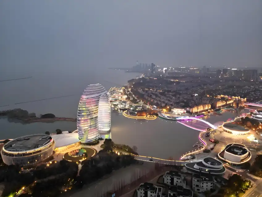 湖州喜来登月亮酒店太湖夜景灯光