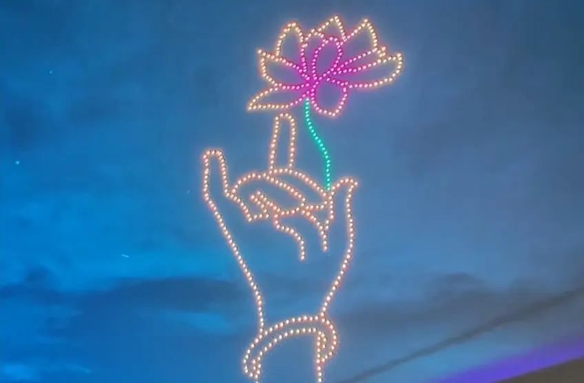 無錫拈花灣無人機手印與蓮花燈光秀