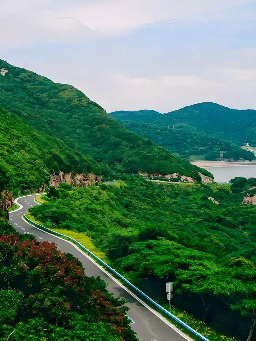 盤山濱海公路彎道遠海