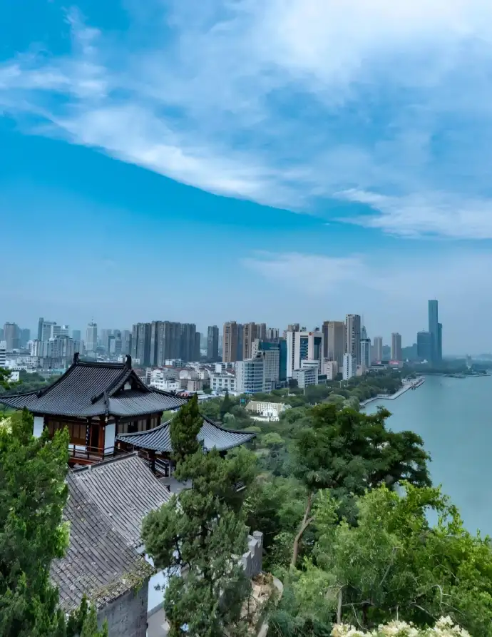 北固山