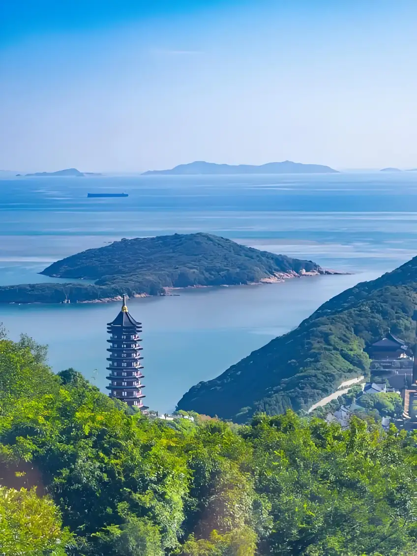 普陀山寺院與海天全景