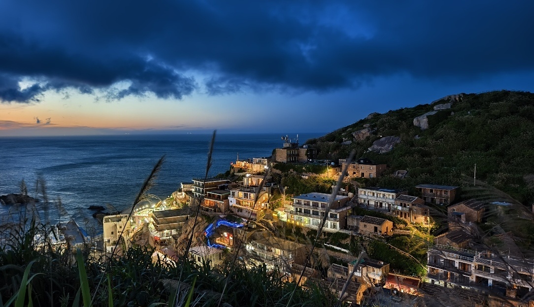 東極島