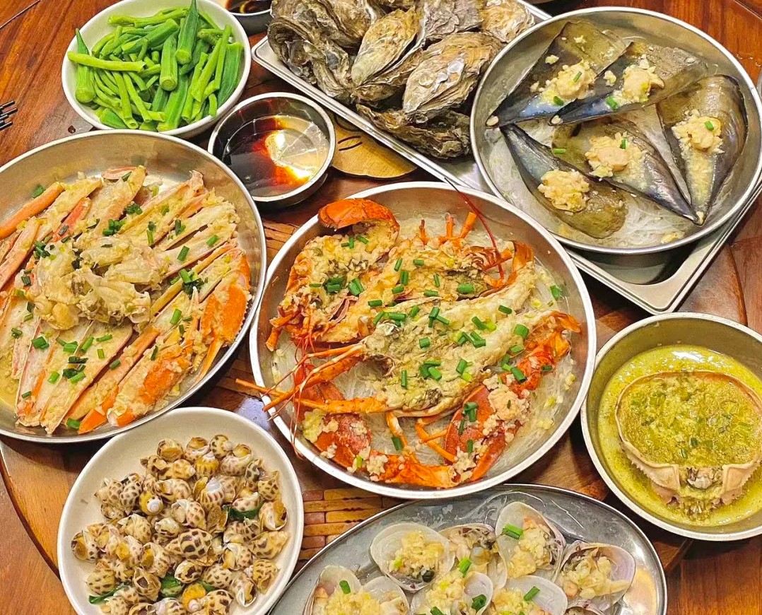 嵊泗列岛美食全攻略｜避坑吃正宗海鲜，三餐老店四季吃法新手直接抄作业

