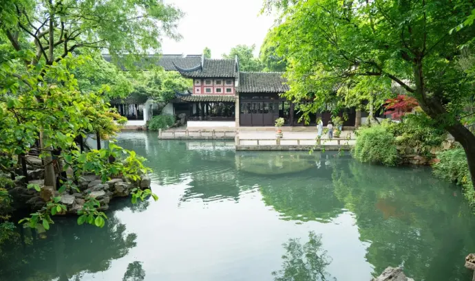 涵碧山房