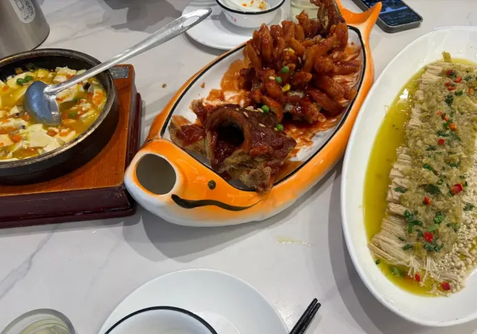 吴记小圆楼菜