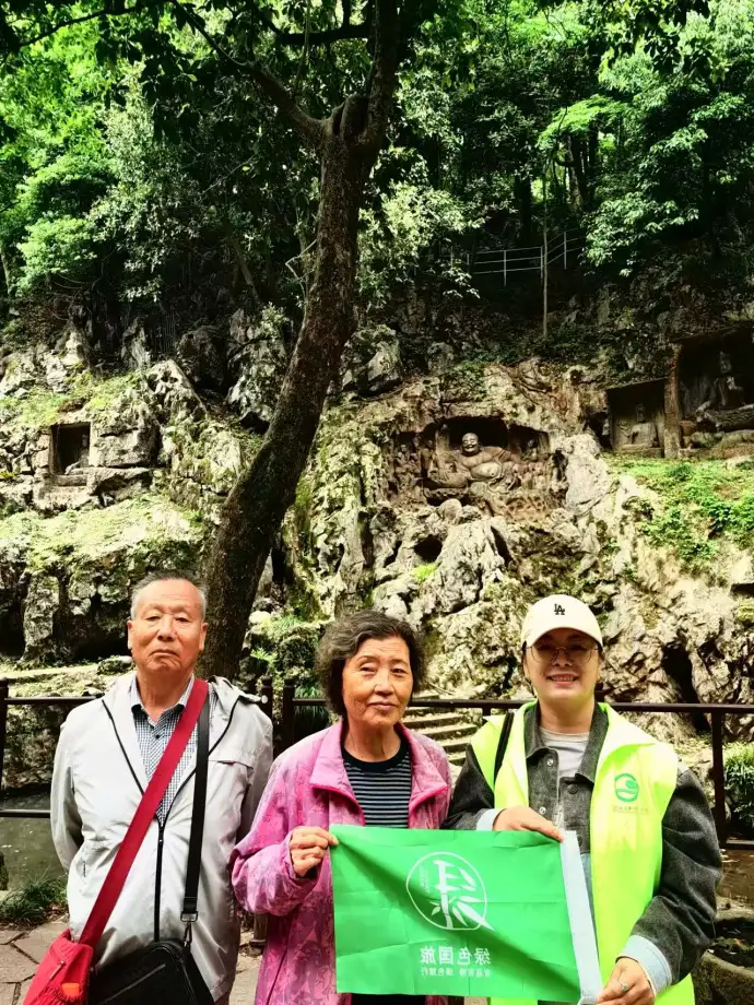 飞来峰造像