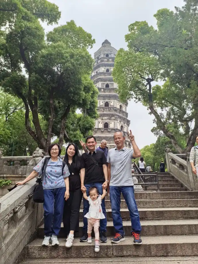 虎丘塔