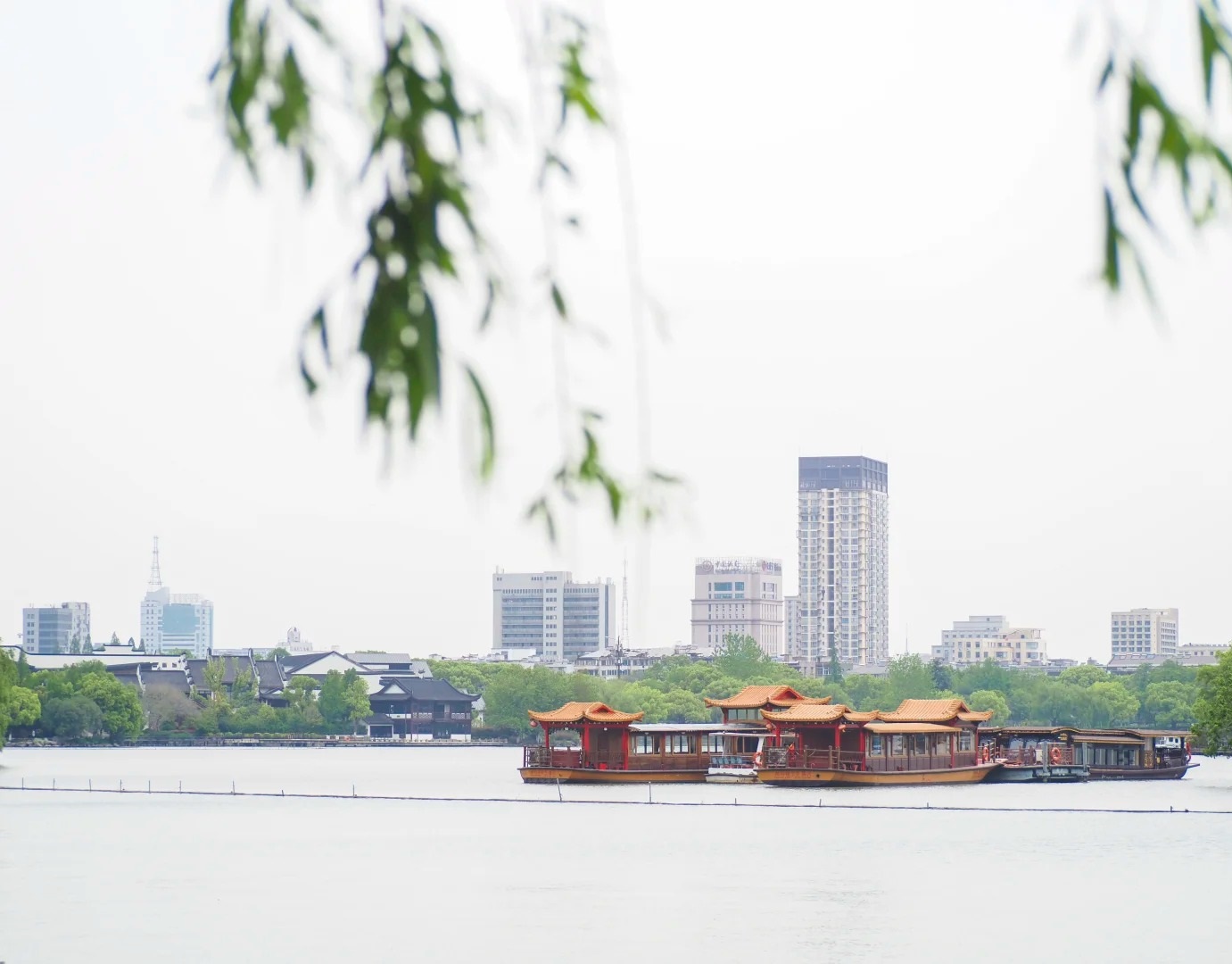 嘉兴南湖历史，梳理百年红色历史与江南古迹，来嘉兴旅游看完不白来