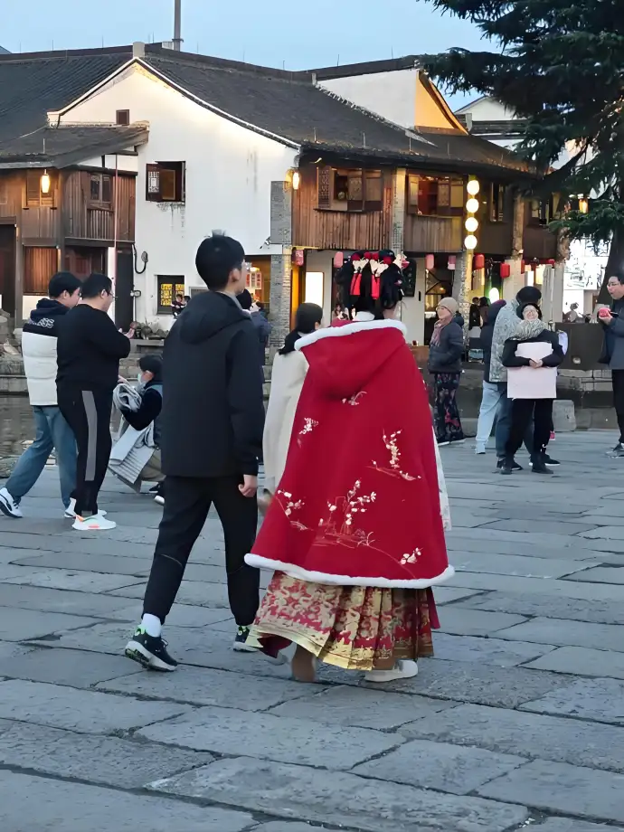 汉服