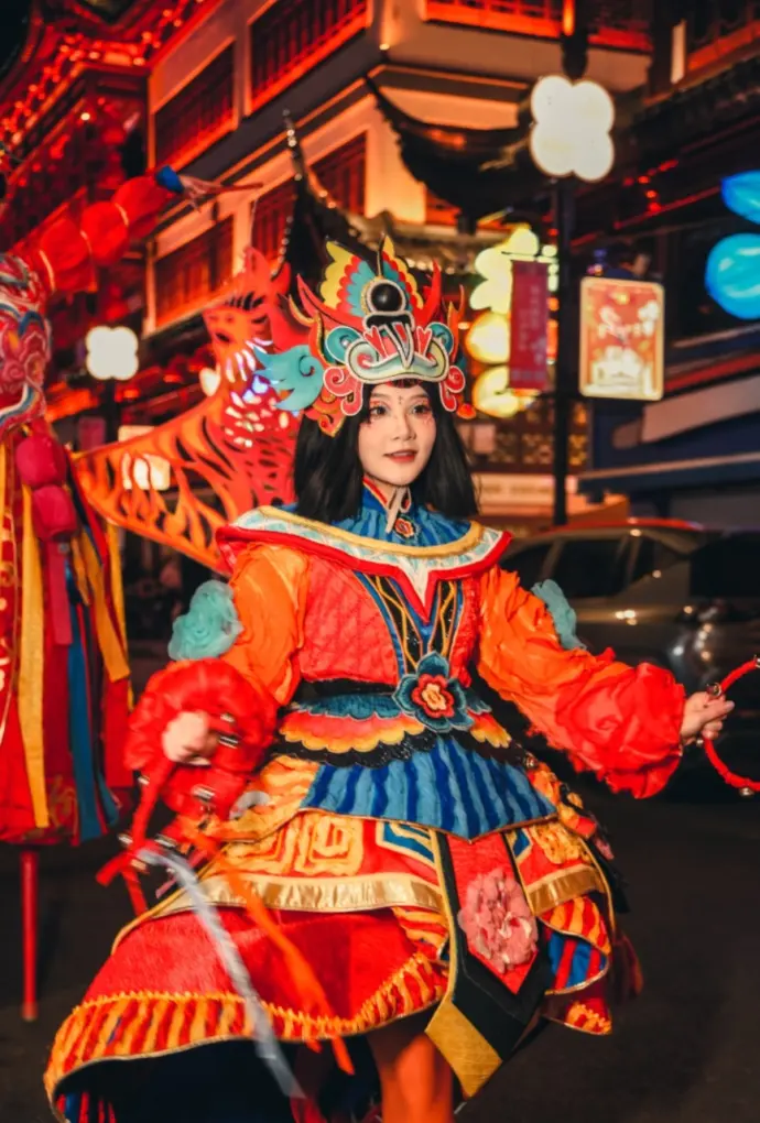 高跷木偶舞