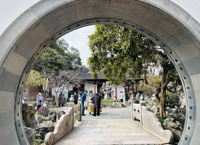何园进门