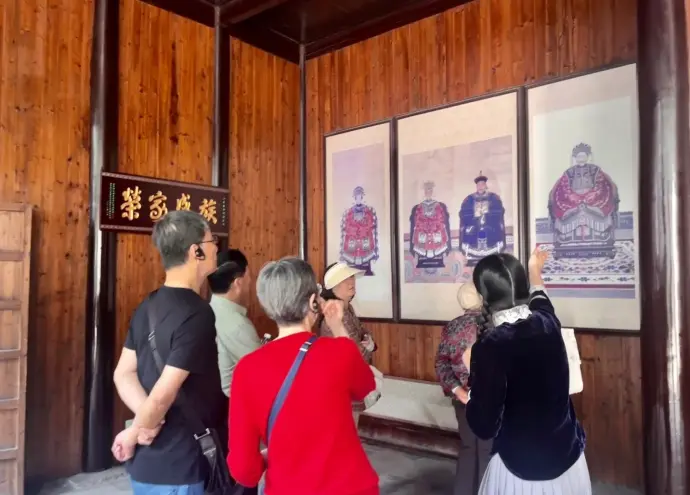 何家祠堂