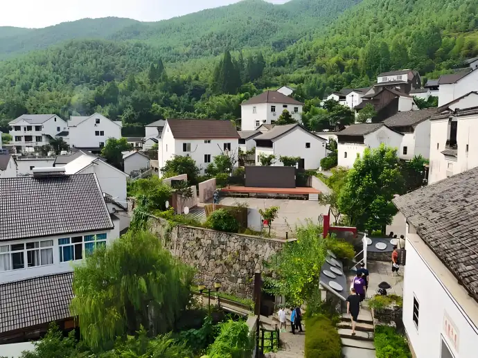 茅山脚下