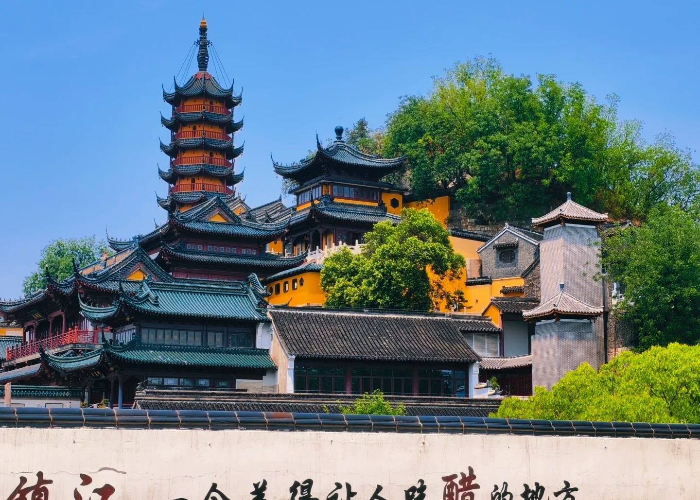 镇江三山游玩实测，江苏亲子游攻略：两天一夜不费腿不踩坑的真实玩法全记录