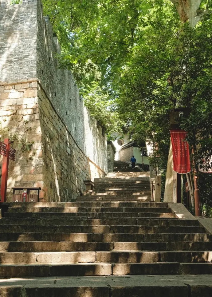 北固山