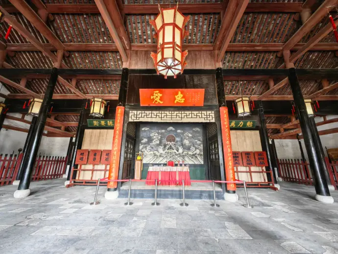 明镜高悬