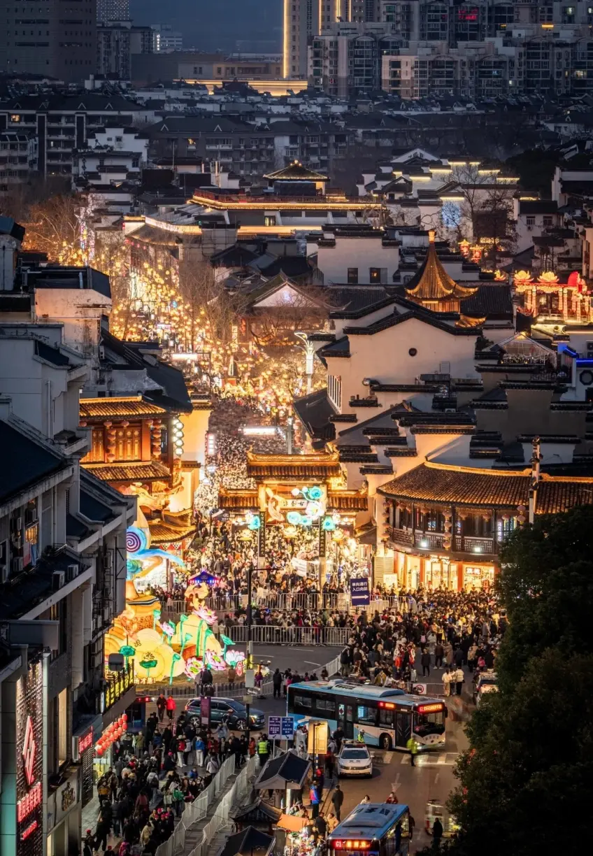 夫子廟步行街燈會夜景高處俯瞰人潮