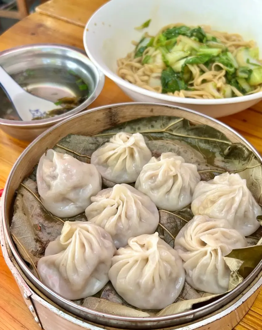荷香小籠包