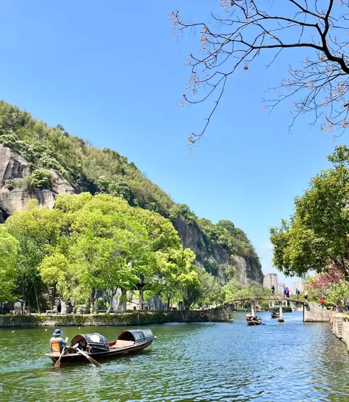 东湖