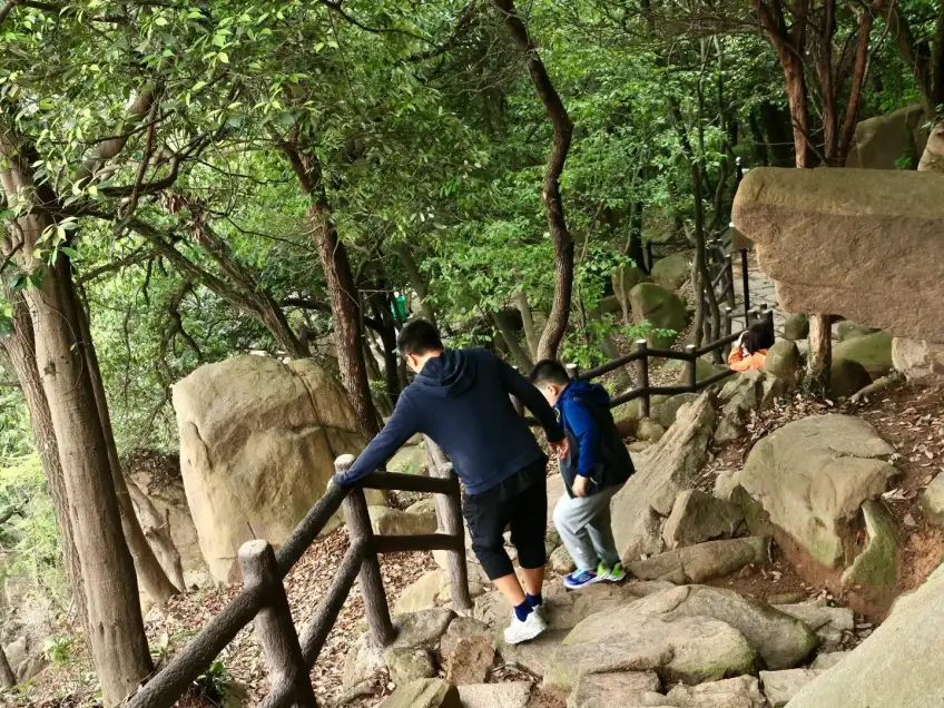 天平山徒步